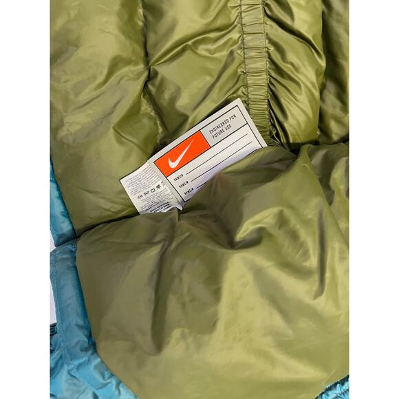 Nike Sportswear Girls Hooded‎ Jacket in Green, Mermaid Puffer Coat, Full Zip - Picture 6 of 9